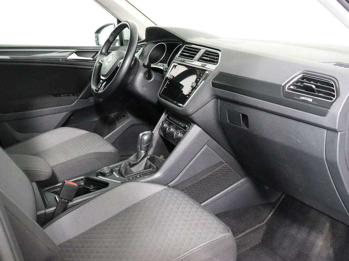 Volkswagen Tiguan с пробегом — 2017 год. Фото: #6