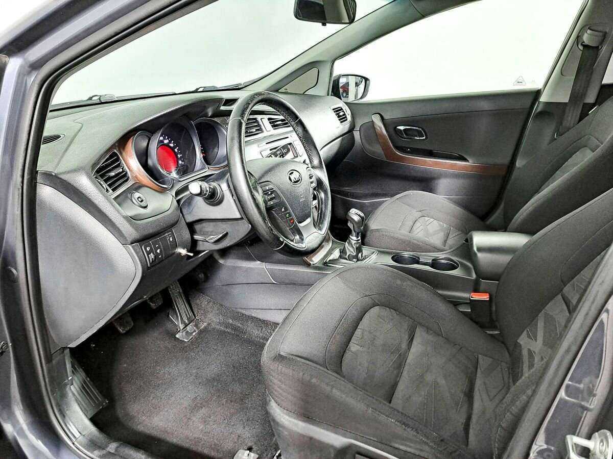 Kia Ceed с пробегом — 2013 год. Фото: #14