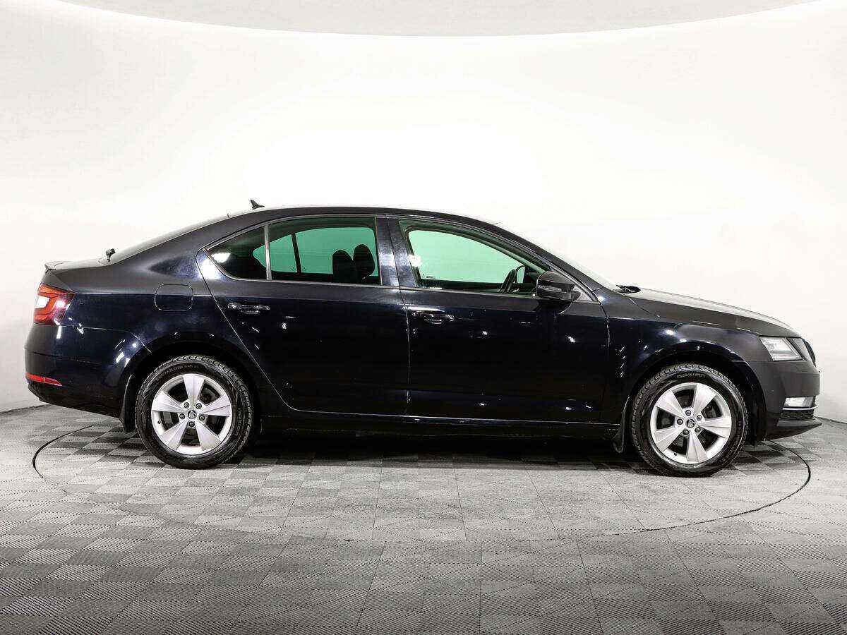 Skoda Octavia с пробегом — 2019 год. Фото: #3