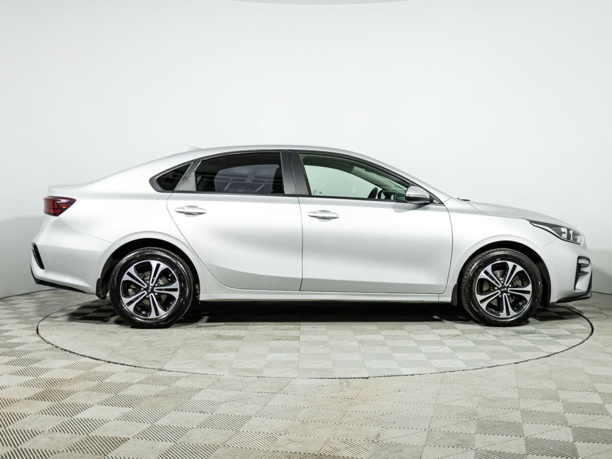 Kia Cerato с пробегом — 2019 год. Фото: #3