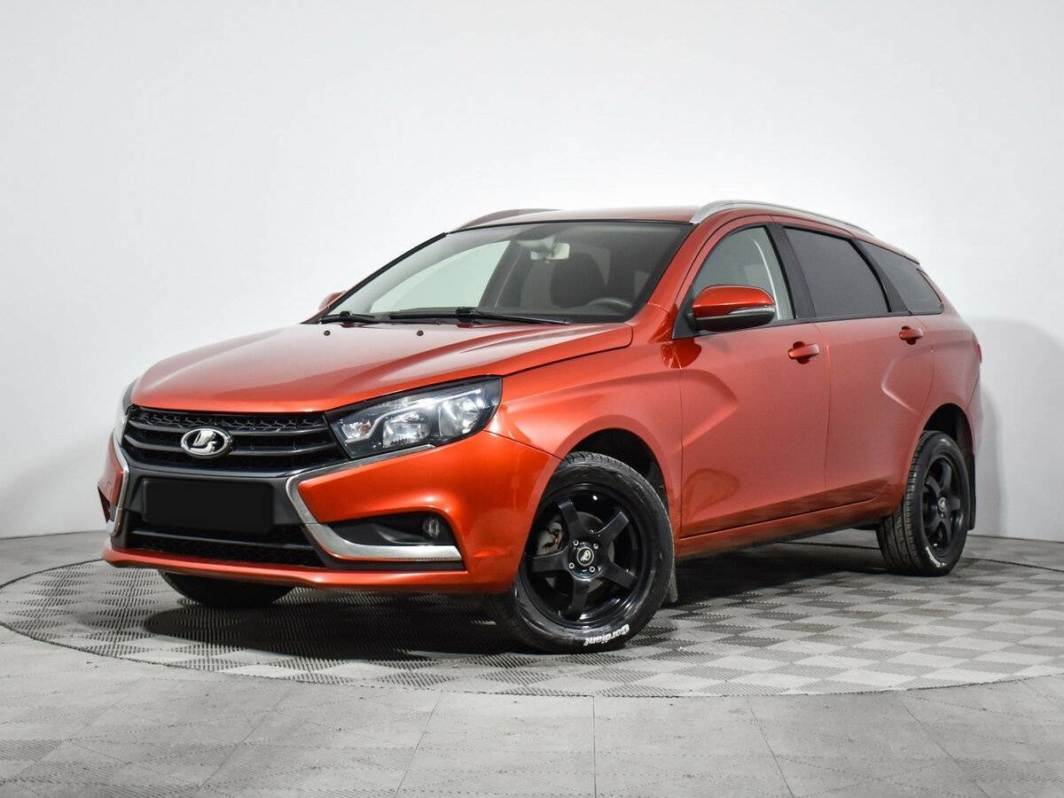 Lada (ВАЗ) Vesta с пробегом — 2018 год. Посмотреть фото