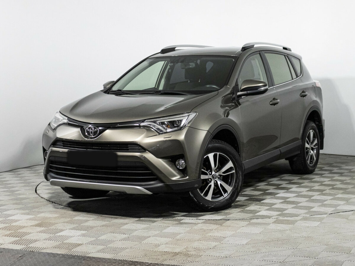 Toyota RAV4 с пробегом — 2015 год. Фото: #0