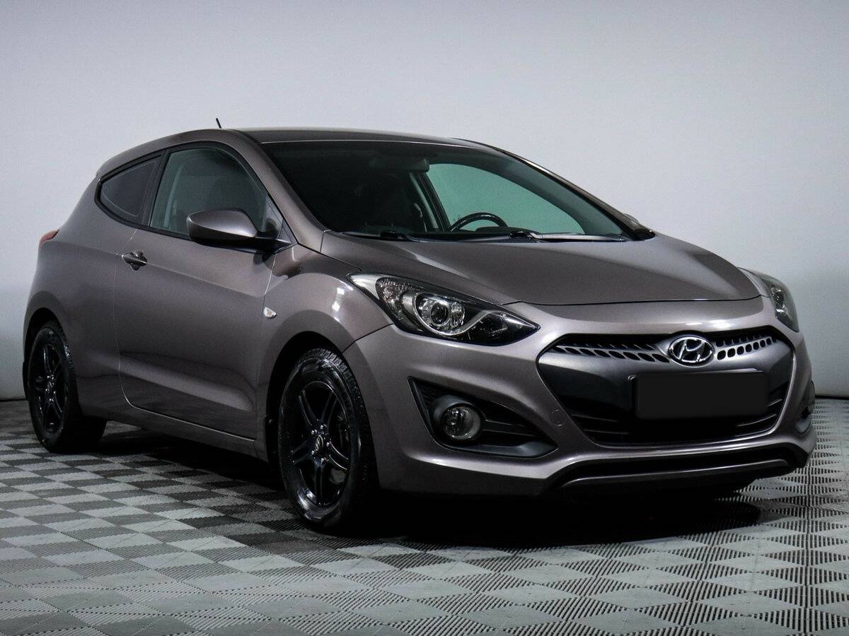 Hyundai i30 с пробегом — 2014 год. Фото: #2