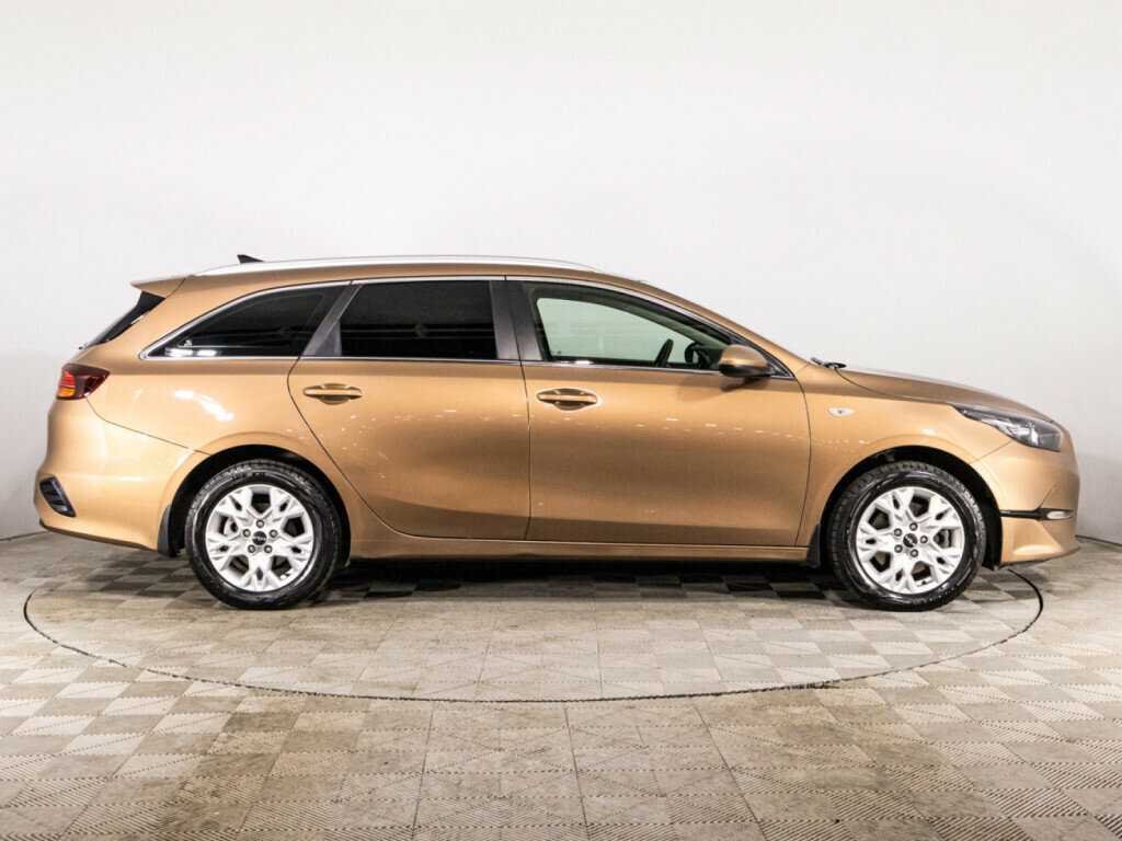 Kia Ceed с пробегом — 2021 год. Фото: #3