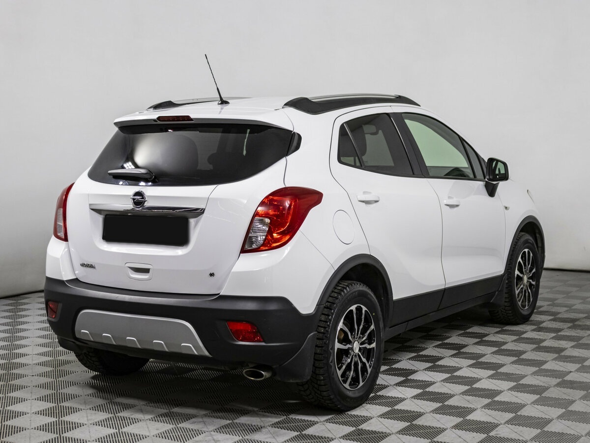 Opel Mokka с пробегом — 2013 год. Фото: #3