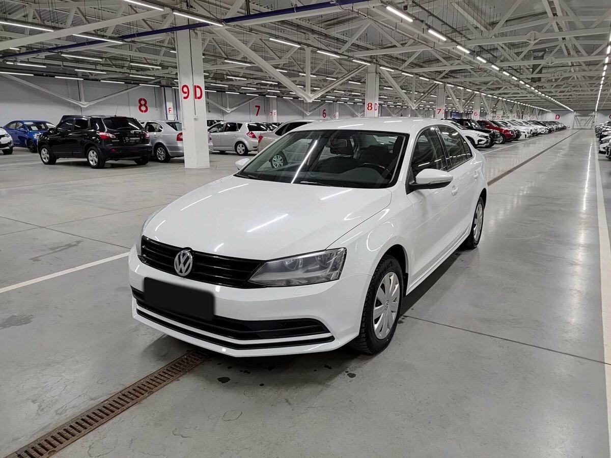 Volkswagen Jetta с пробегом — 2016 год. Фото: #0