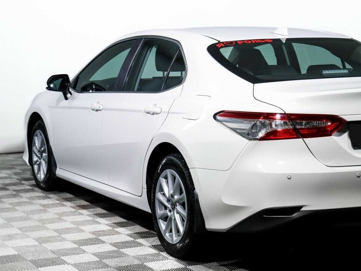 Toyota Camry с пробегом — 2021 год. Фото: #19