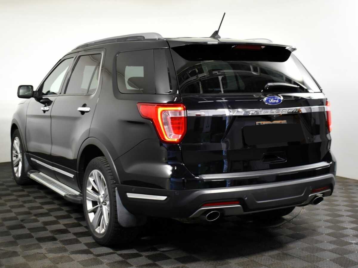 Ford Explorer с пробегом — 2018 год. Фото: #5