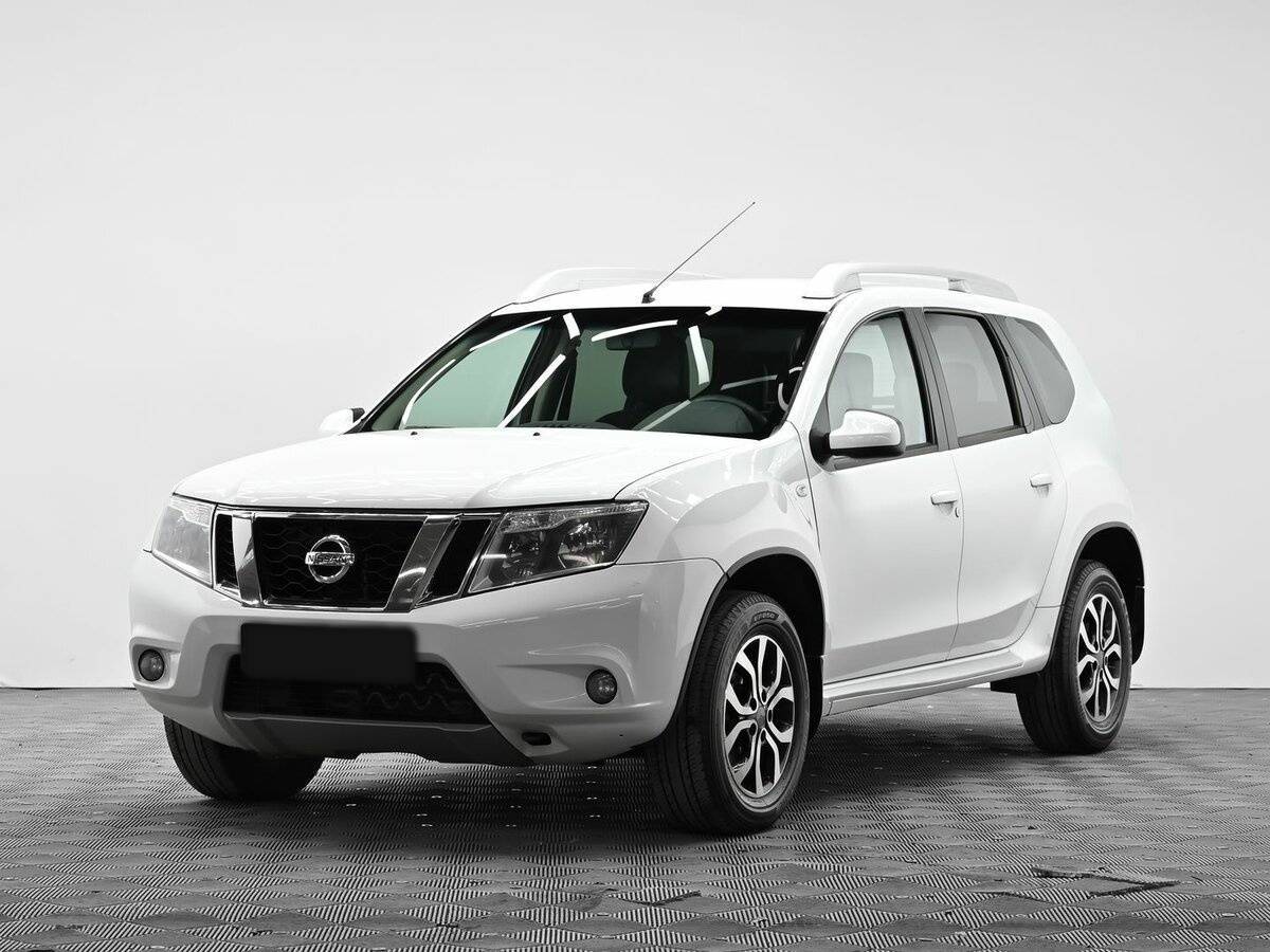 Nissan Terrano с пробегом — 2017 год. Посмотреть фото