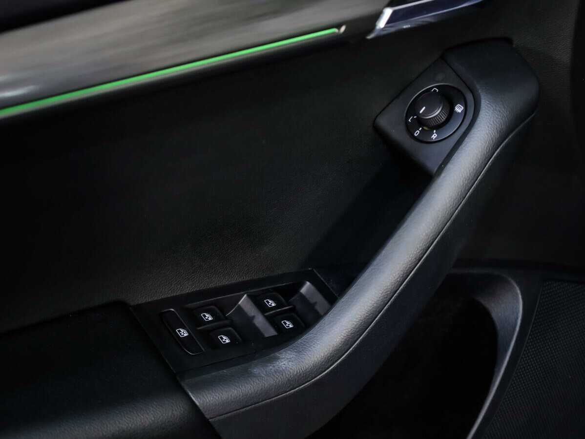 Skoda Octavia с пробегом — 2018 год. Фото: #17