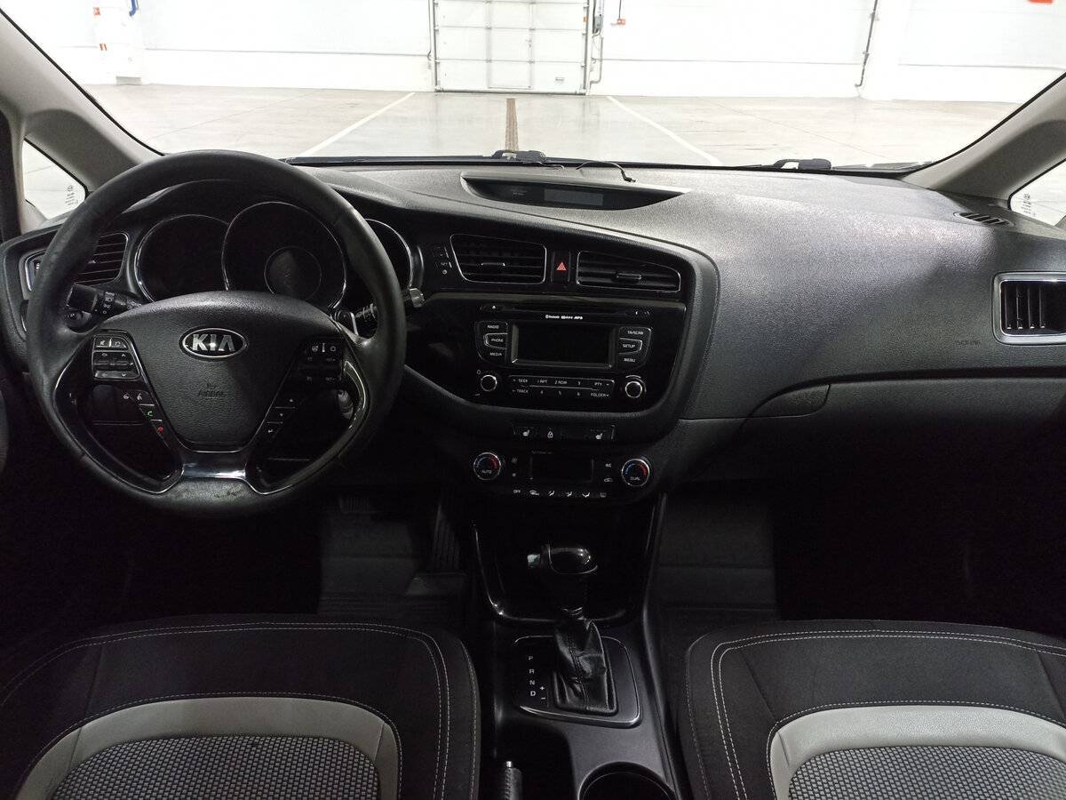 Kia Ceed с пробегом — 2013 год. Фото: #13