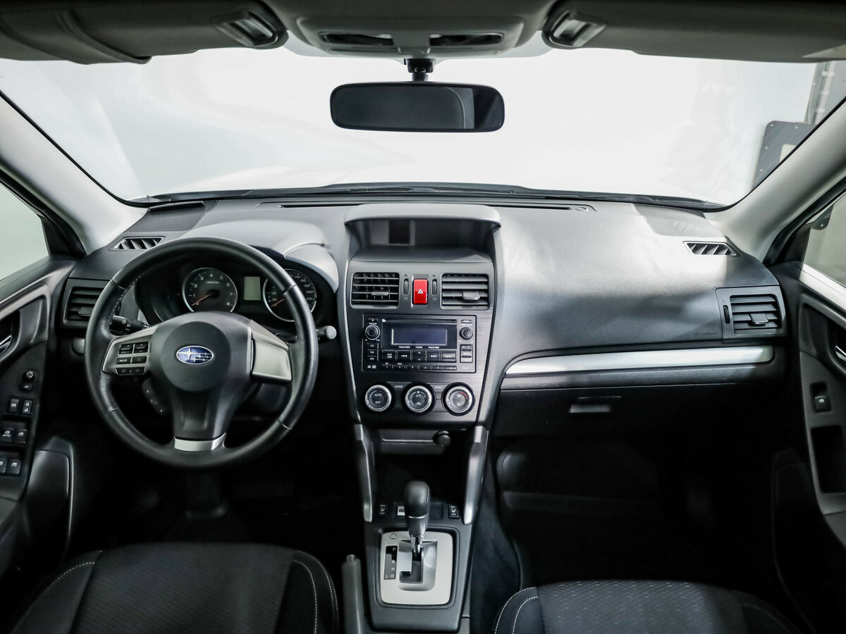 Subaru Forester с пробегом — 2014 год. Фото: #8