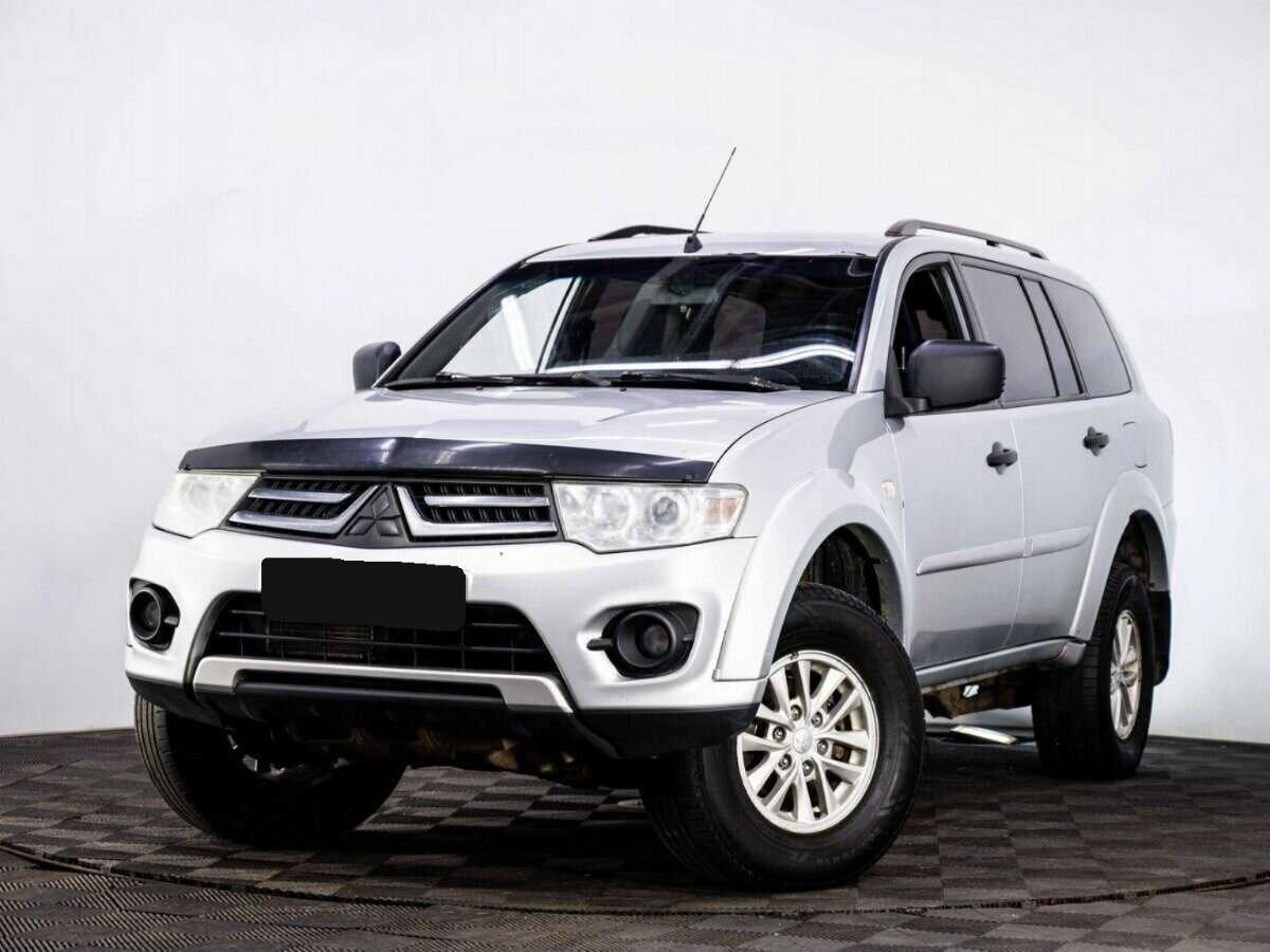 Mitsubishi Pajero Sport с пробегом — 2014 год. Посмотреть фото