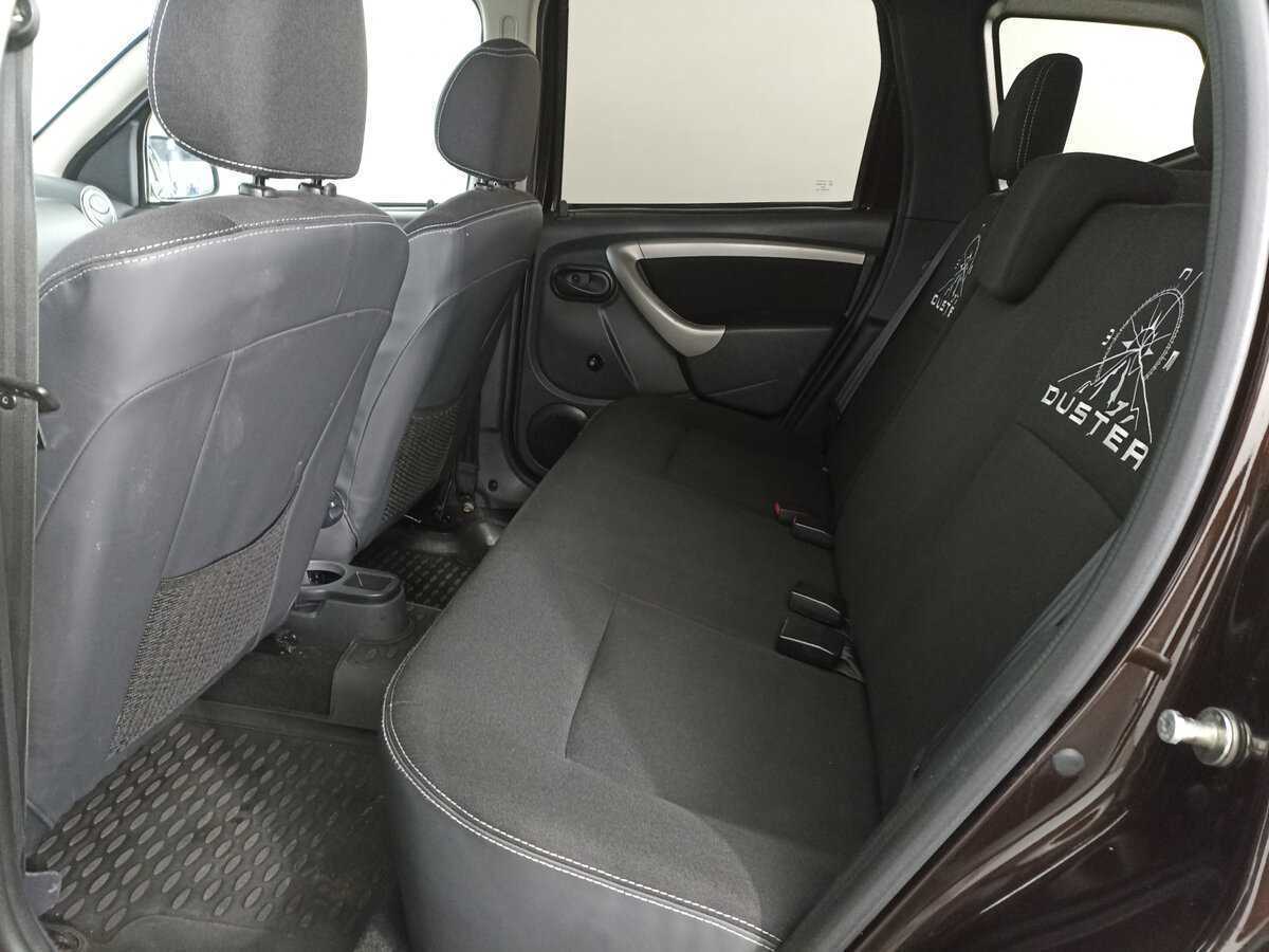 Renault Duster с пробегом — 2015 год. Фото: #9