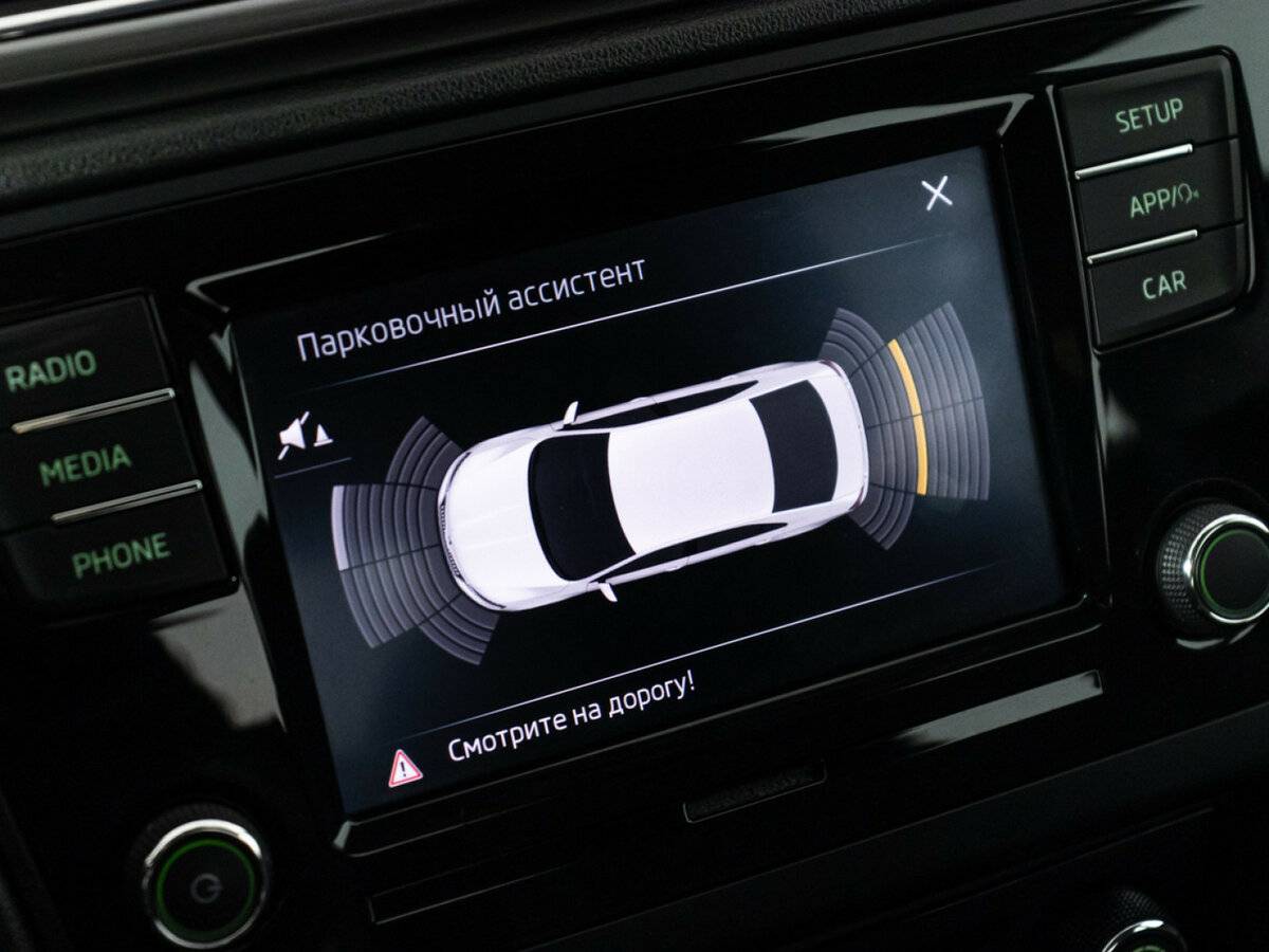 Skoda Rapid с пробегом — 2019 год. Фото: #13