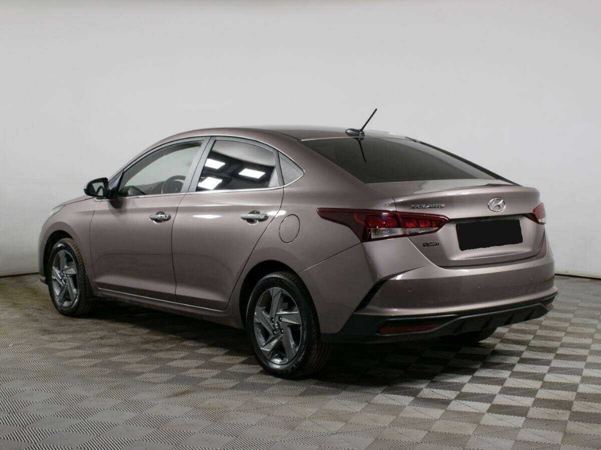 Hyundai Solaris с пробегом — 2021 год. Фото: #6