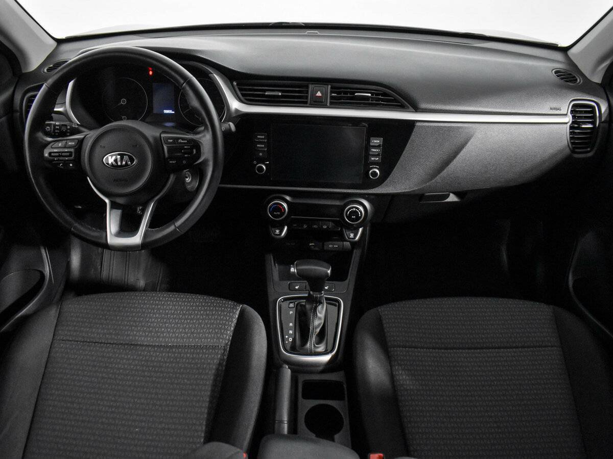 Kia Rio с пробегом — 2020 год. Фото: #10