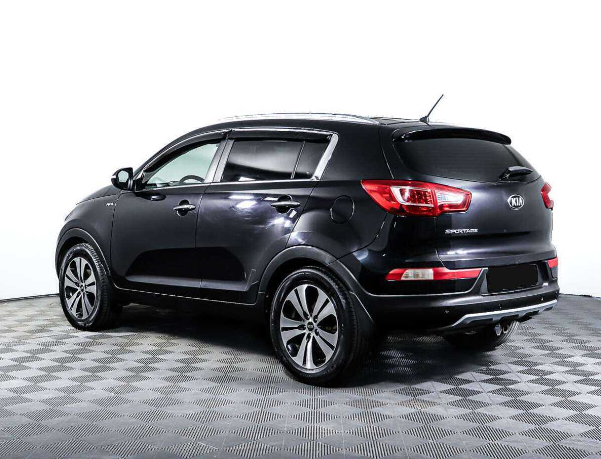 Kia Sportage с пробегом — 2012 год. Фото: #6