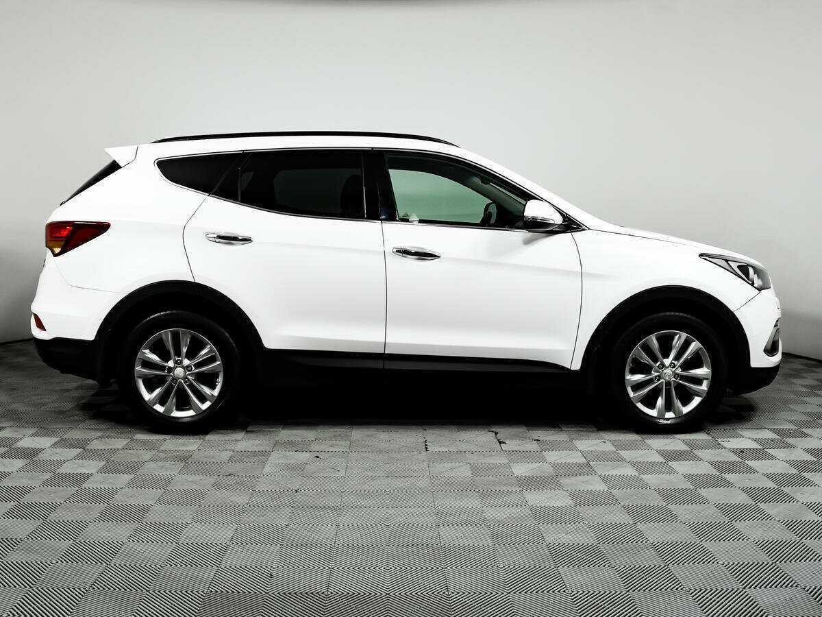 Hyundai Santa Fe с пробегом — 2017 год. Фото: #3