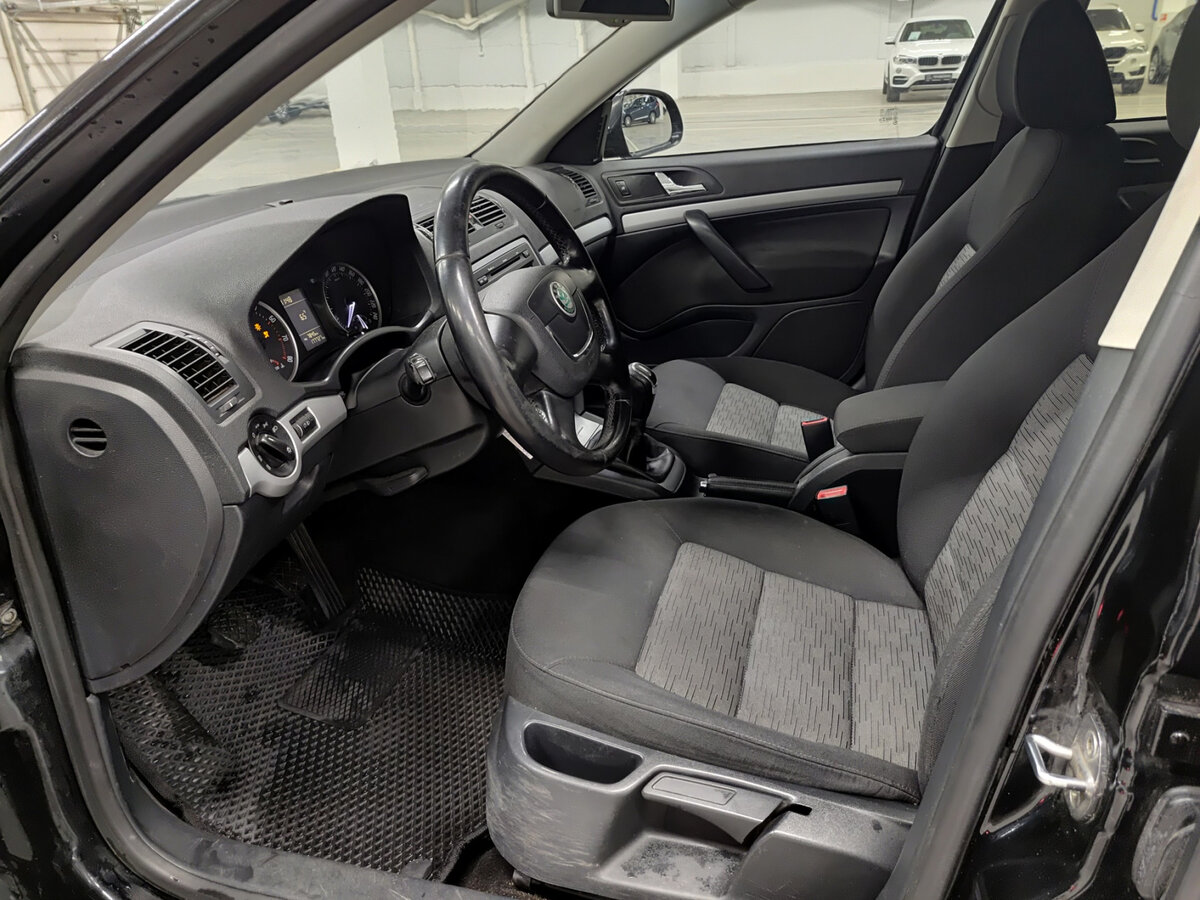Skoda Octavia с пробегом — 2013 год. Фото: #14