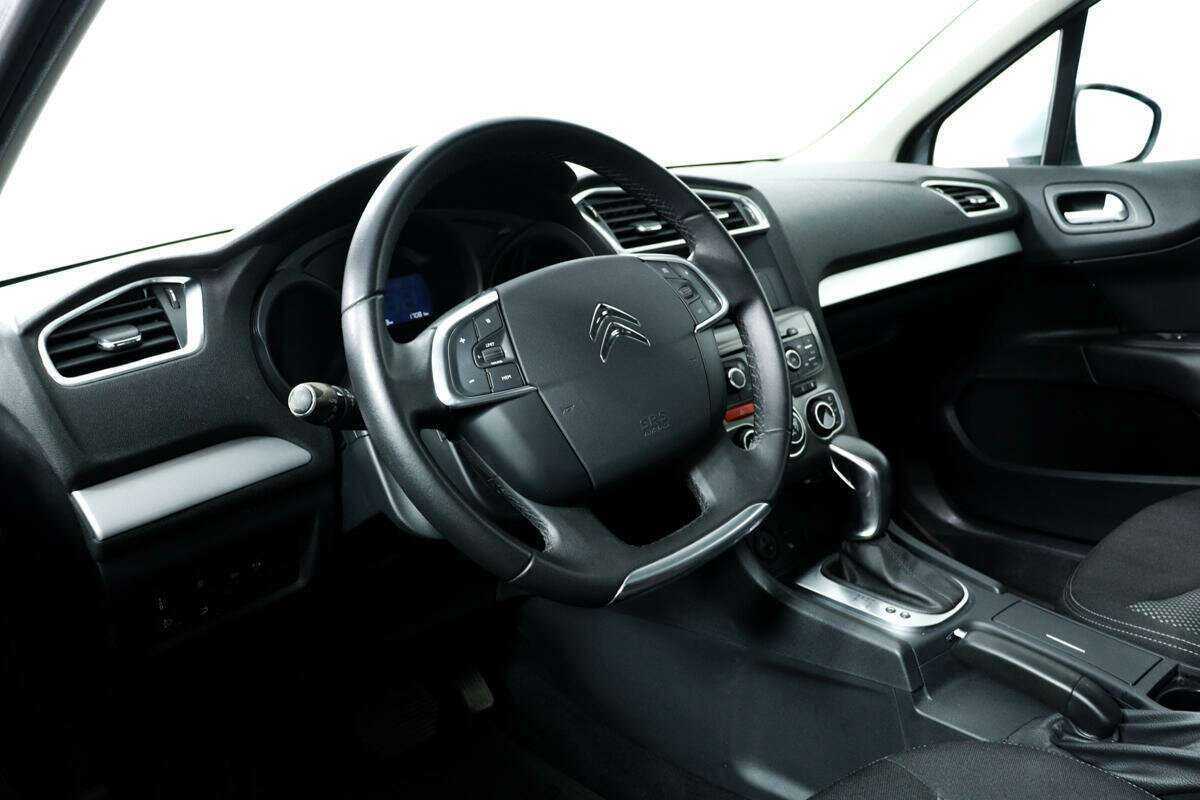 Citroen C4 с пробегом — 2020 год. Фото: #12