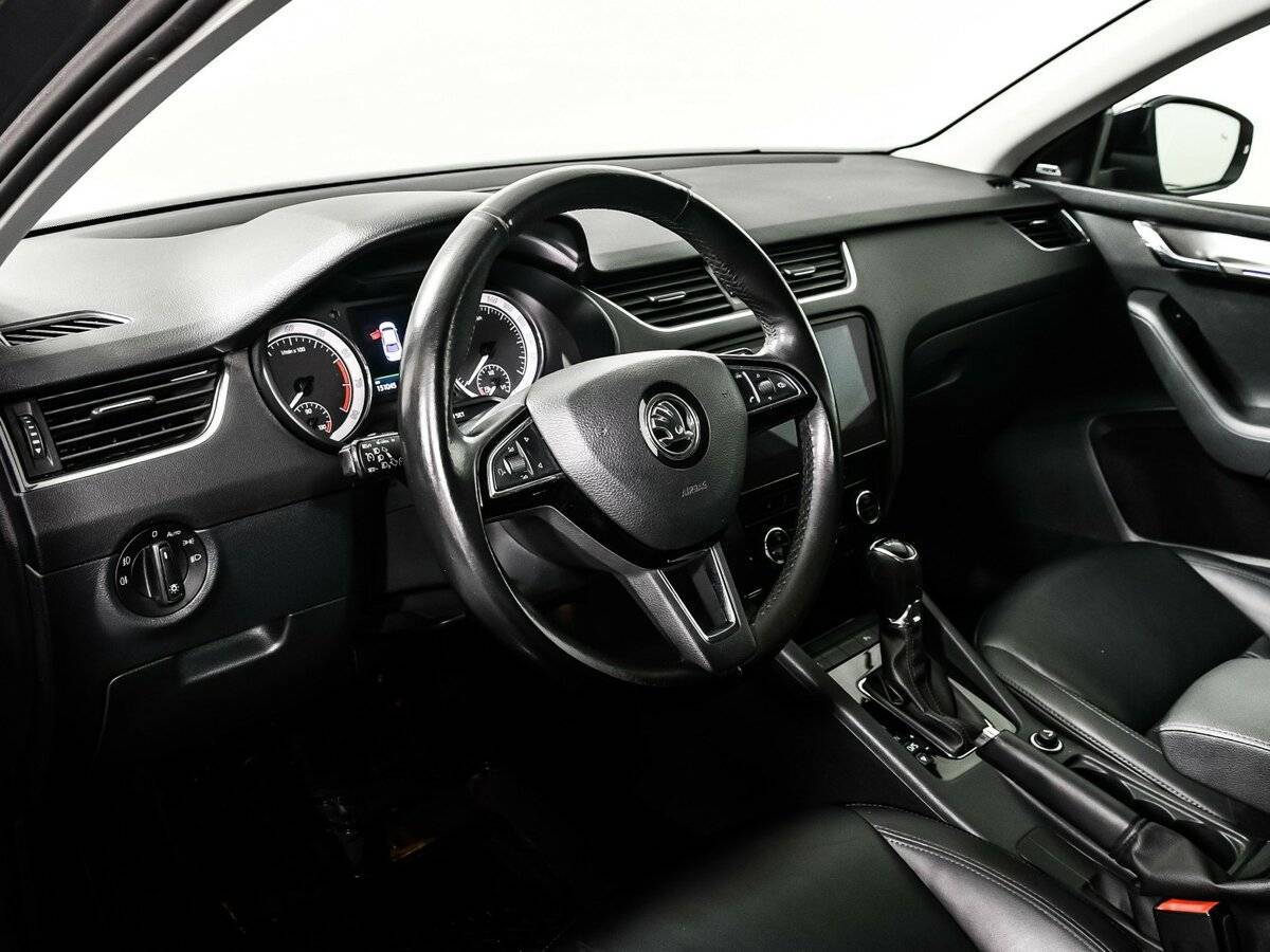 Skoda Octavia с пробегом — 2017 год. Фото: #12