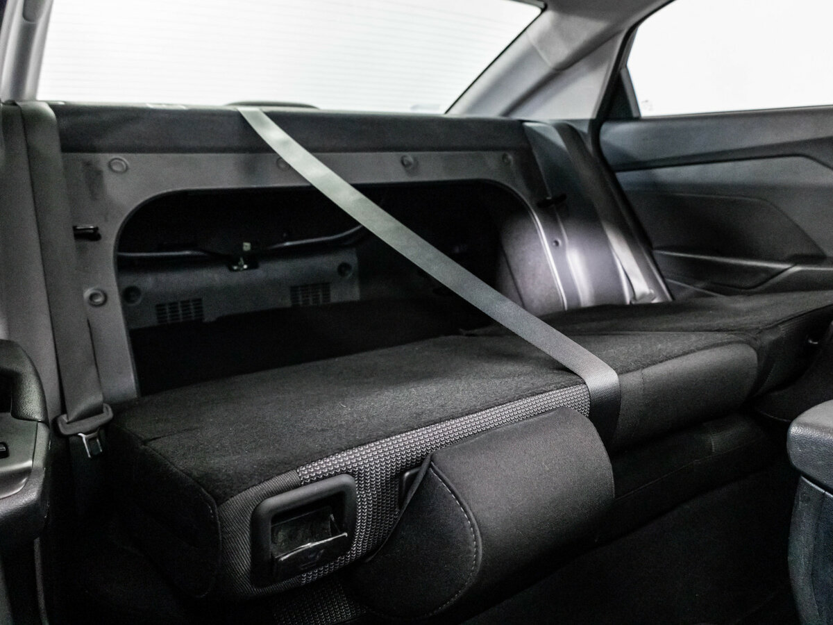 Hyundai Solaris с пробегом — 2017 год. Фото: #19