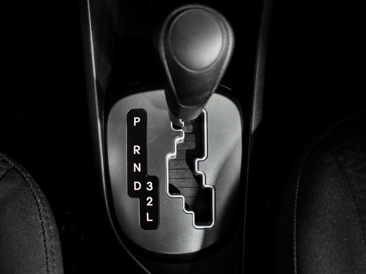 Kia Rio с пробегом — 2012 год. Фото: #14