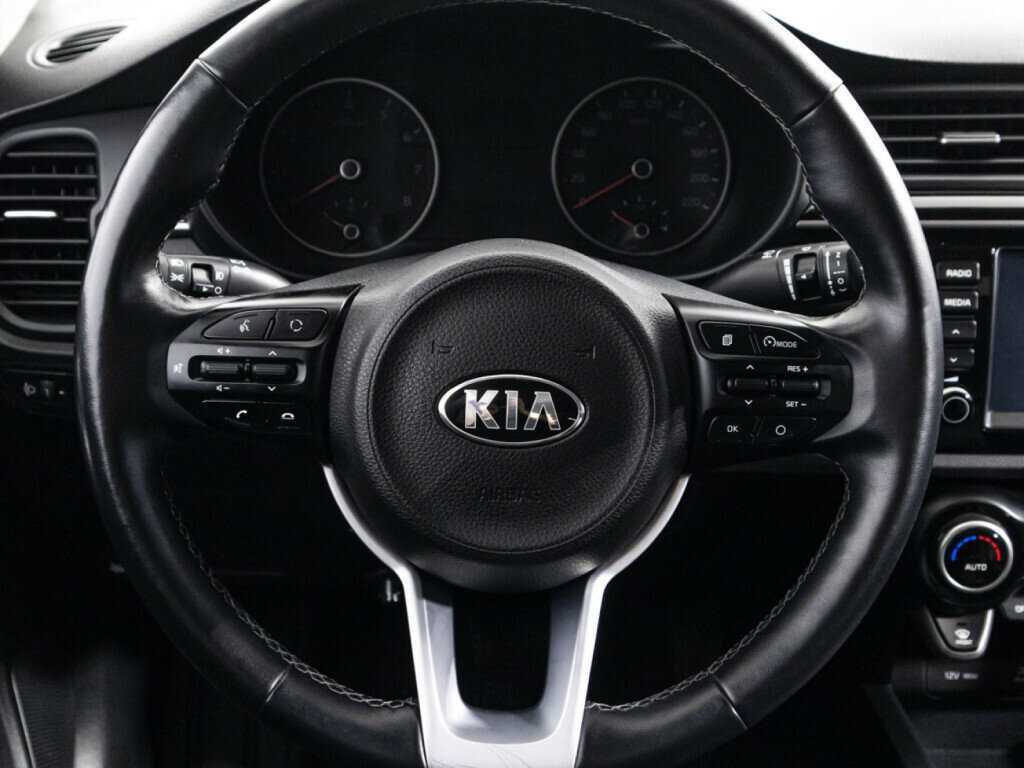 Kia Rio с пробегом — 2020 год. Фото: #21