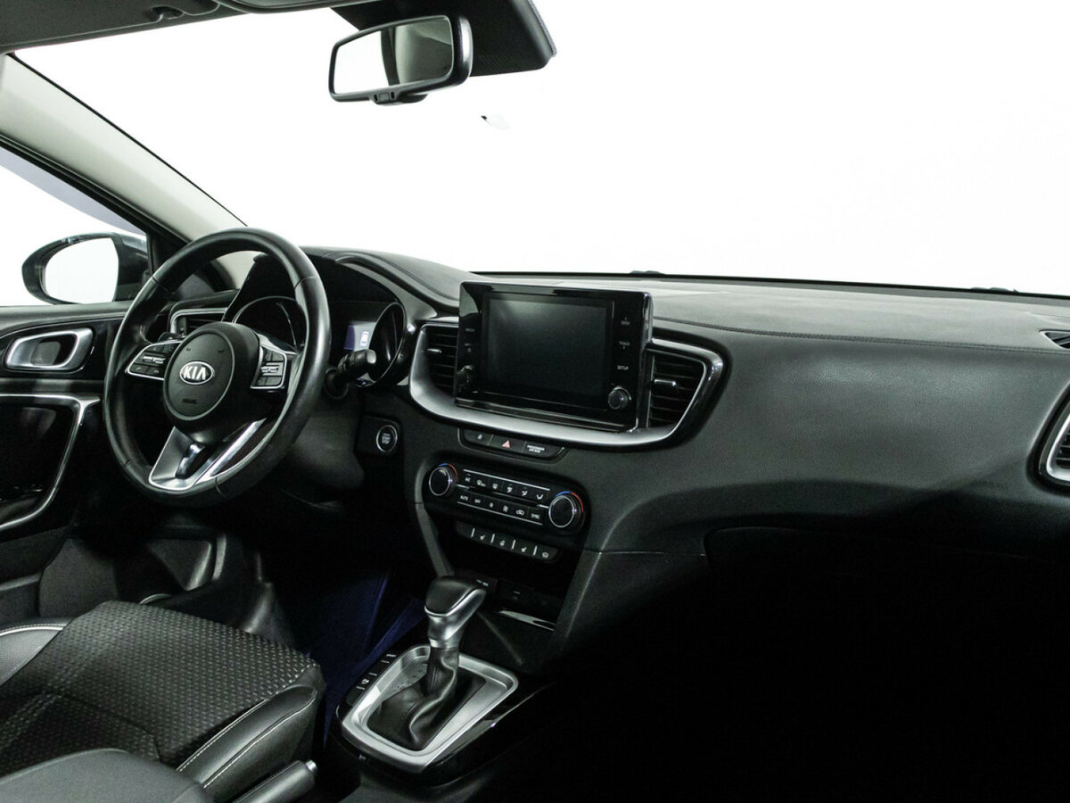Kia Ceed с пробегом — 2021 год. Фото: #8
