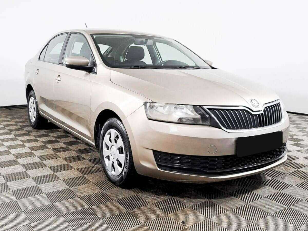 Skoda Rapid с пробегом — 2018 год. Фото: #2