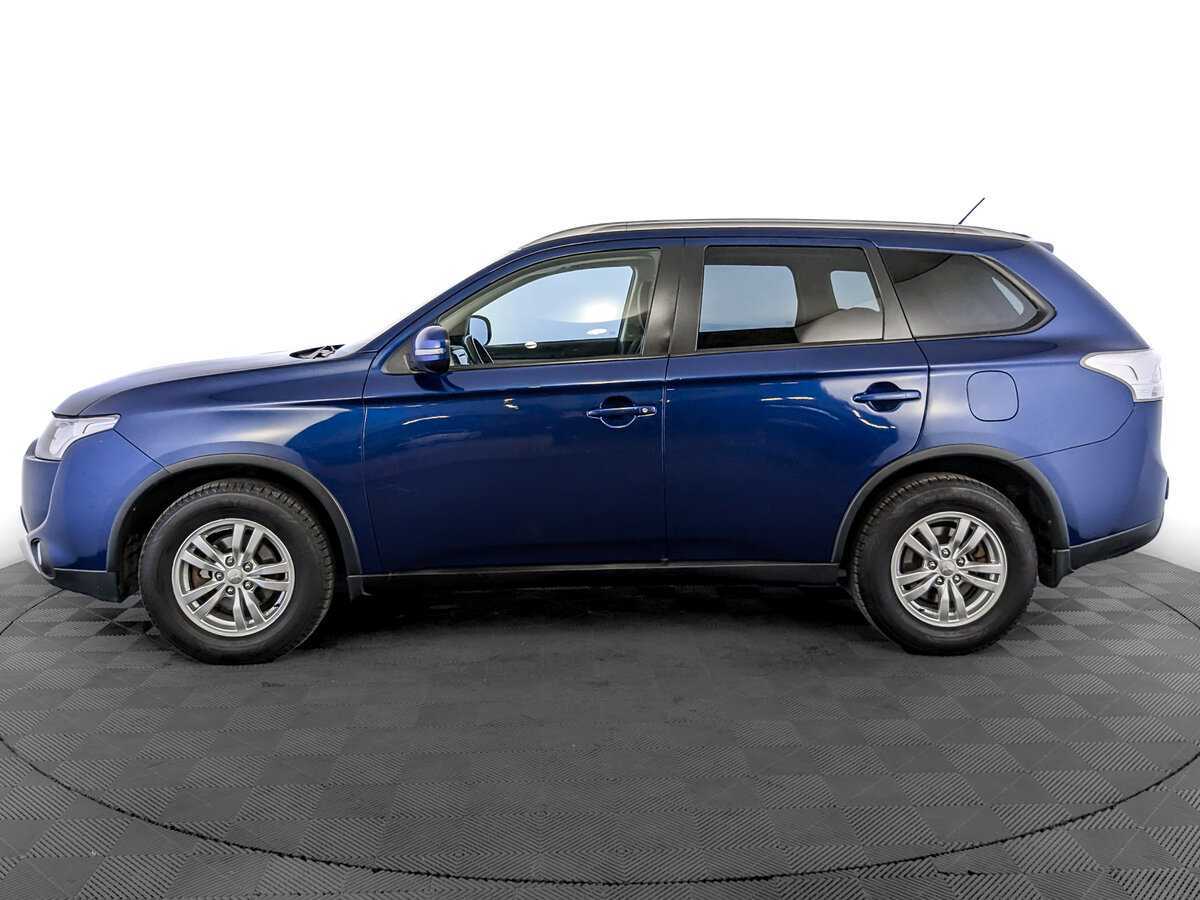 Mitsubishi Outlander с пробегом — 2014 год. Фото: #7