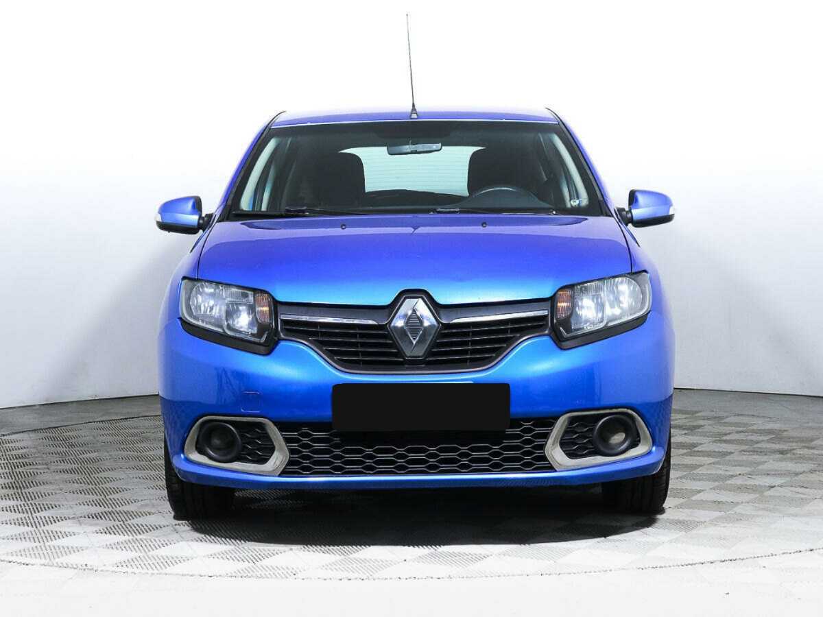 Renault Sandero с пробегом — 2016 год. Посмотреть фото