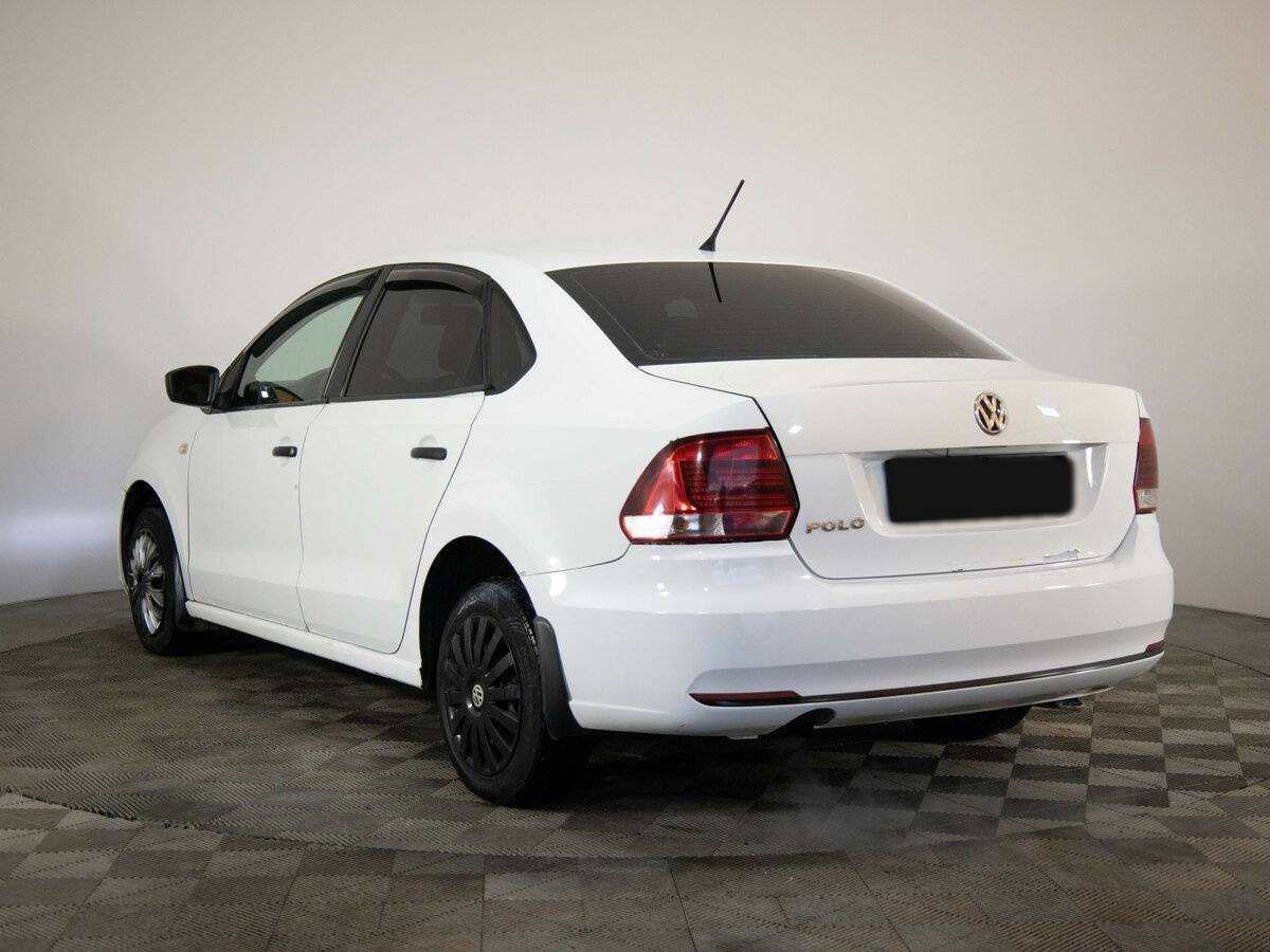Volkswagen Polo с пробегом — 2014 год. Фото: #5