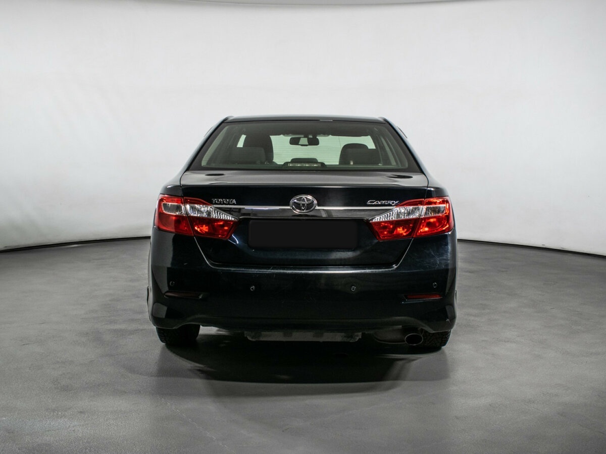 Toyota Camry с пробегом — 2013 год. Фото: #5