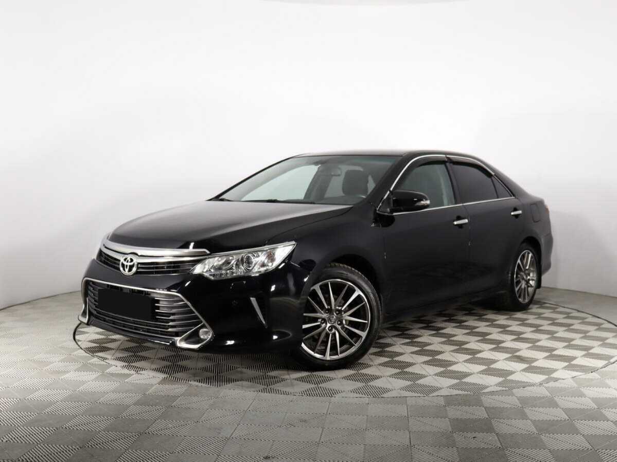 Toyota Camry с пробегом — 2016 год. Посмотреть фото