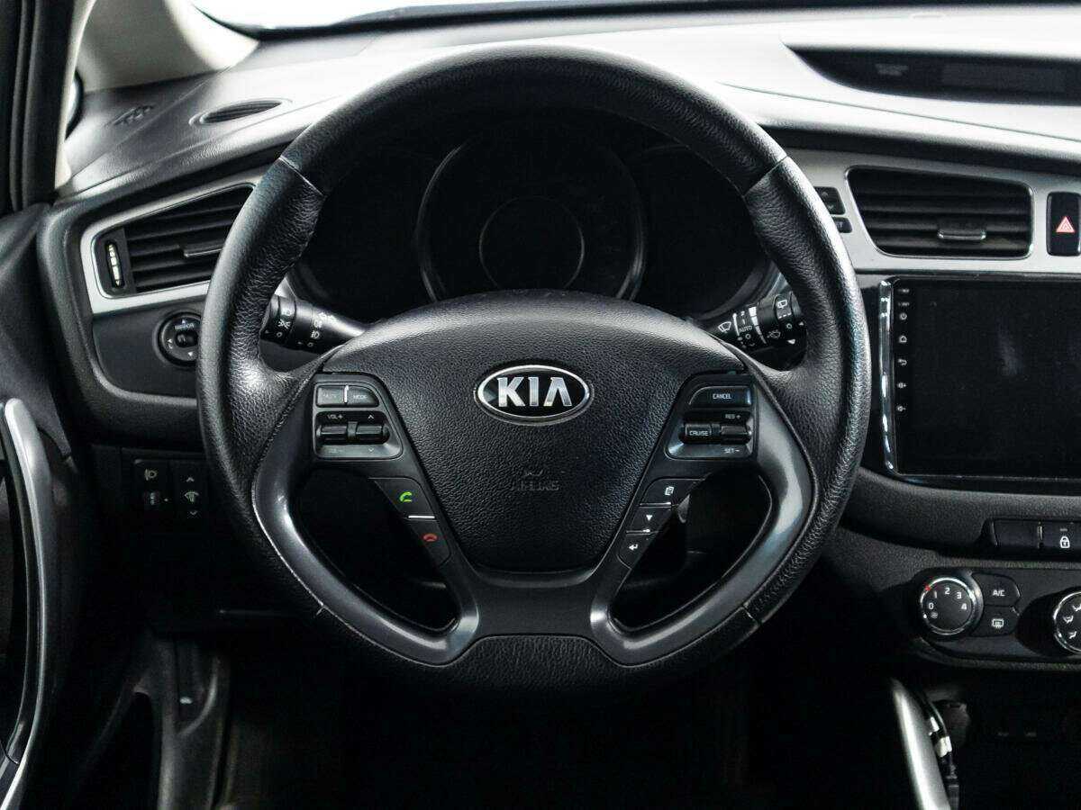 Kia Ceed с пробегом — 2012 год. Фото: #14