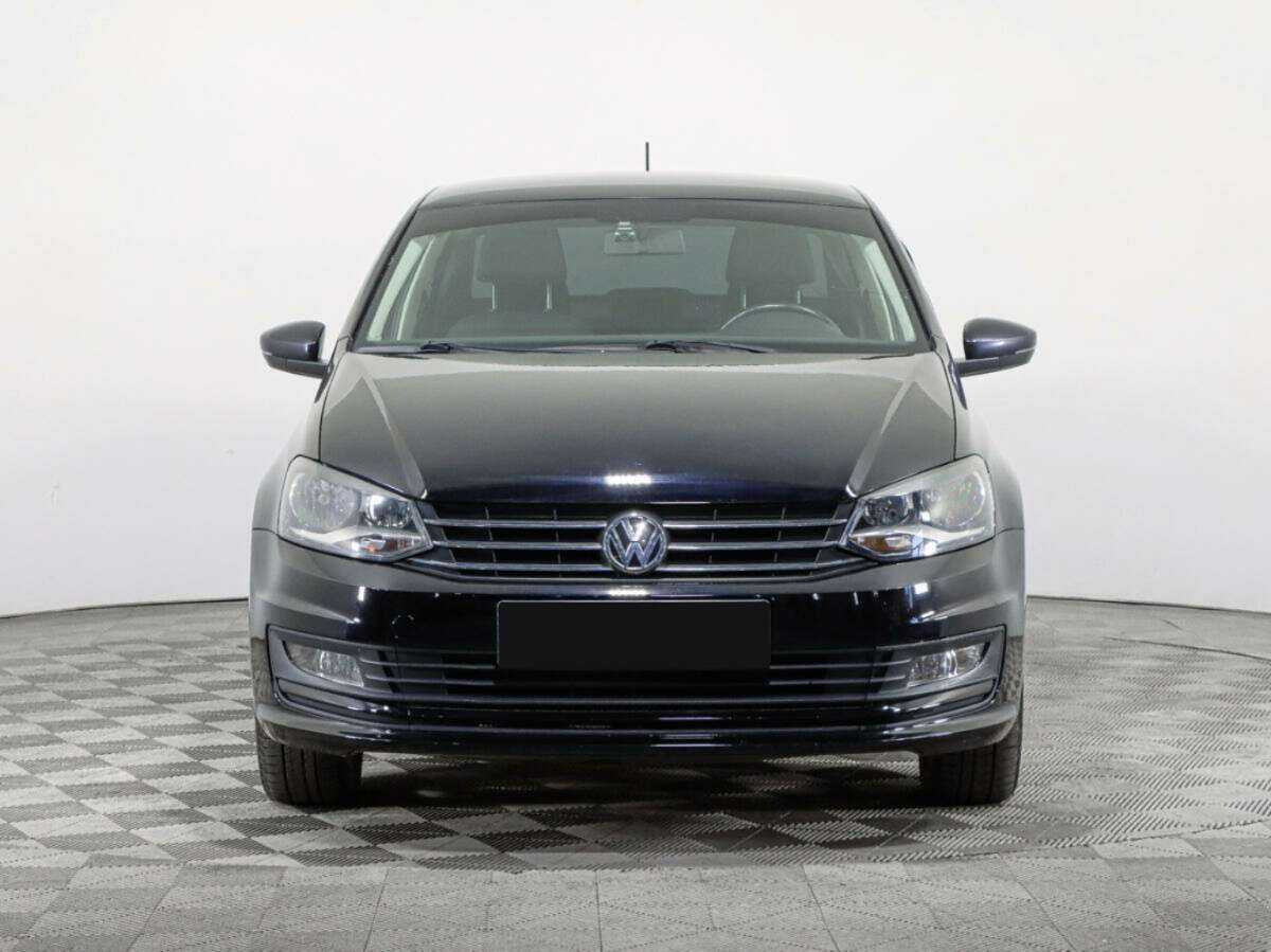 Volkswagen Polo с пробегом — 2015 год. Фото: #1