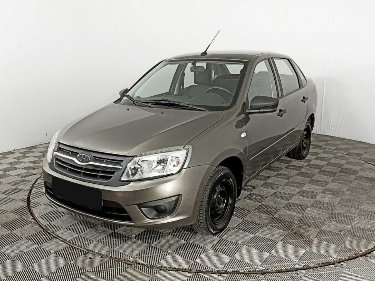Lada (ВАЗ) Granta с пробегом — 2018 год. Посмотреть фото