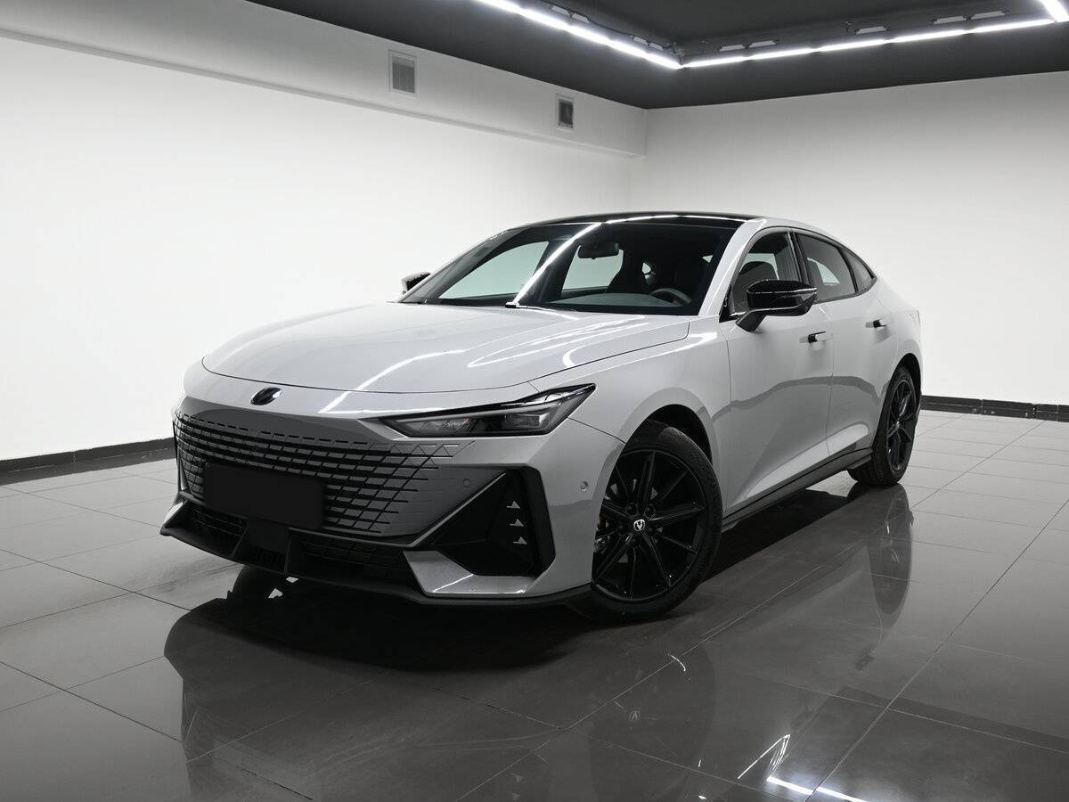 Changan UNI-V с пробегом — 2023 год. Посмотреть фото