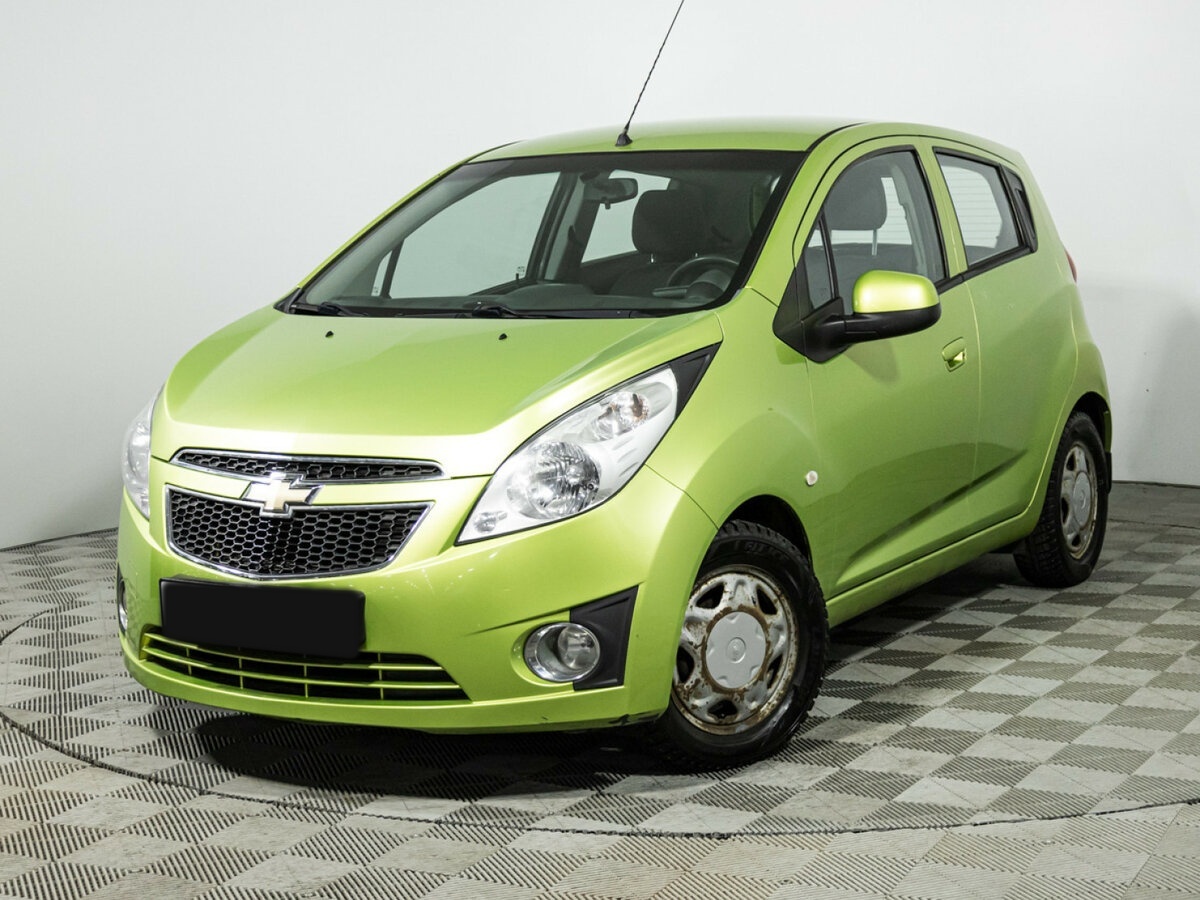 Chevrolet Spark с пробегом — 2012 год. Фото: #0