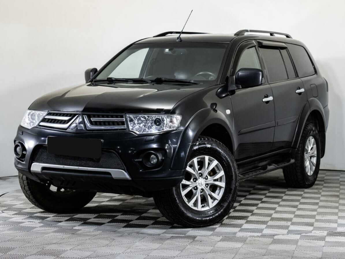 Mitsubishi Pajero Sport с пробегом — 2014 год. Посмотреть фото