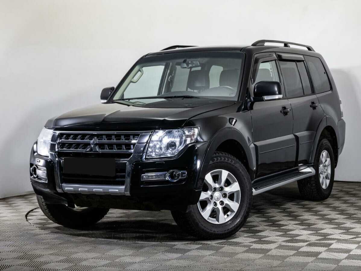 Mitsubishi Pajero с пробегом — 2018 год. Посмотреть фото