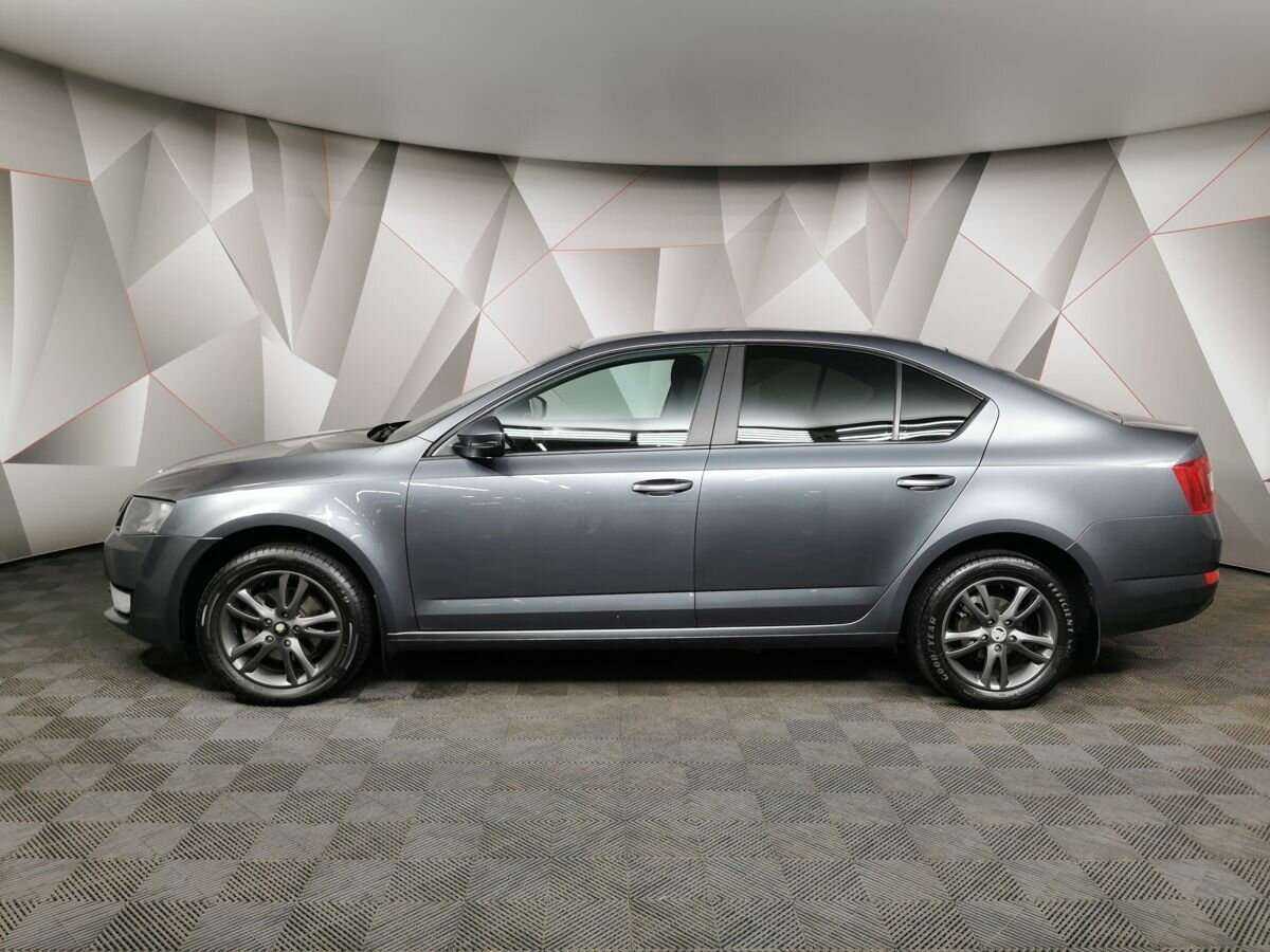 Skoda Octavia с пробегом — 2013 год. Фото: #4