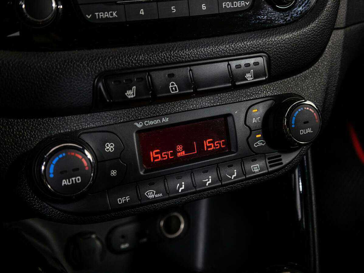 Kia Ceed с пробегом — 2014 год. Фото: #15