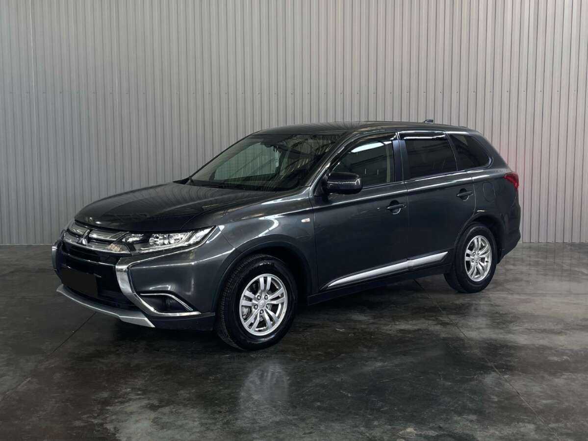 Mitsubishi Outlander с пробегом — 2018 год. Посмотреть фото