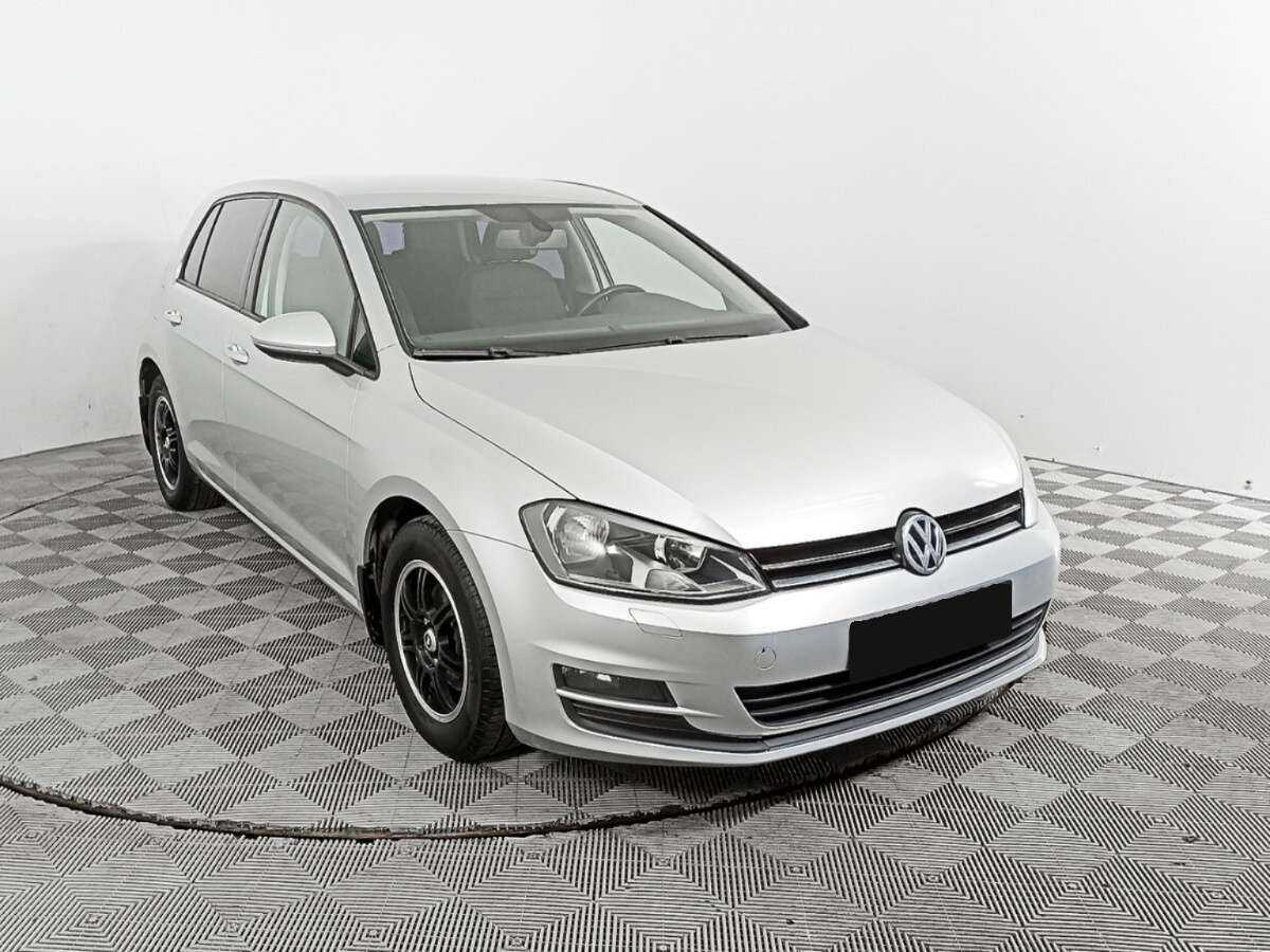 Volkswagen Golf с пробегом — 2013 год. Фото: #2