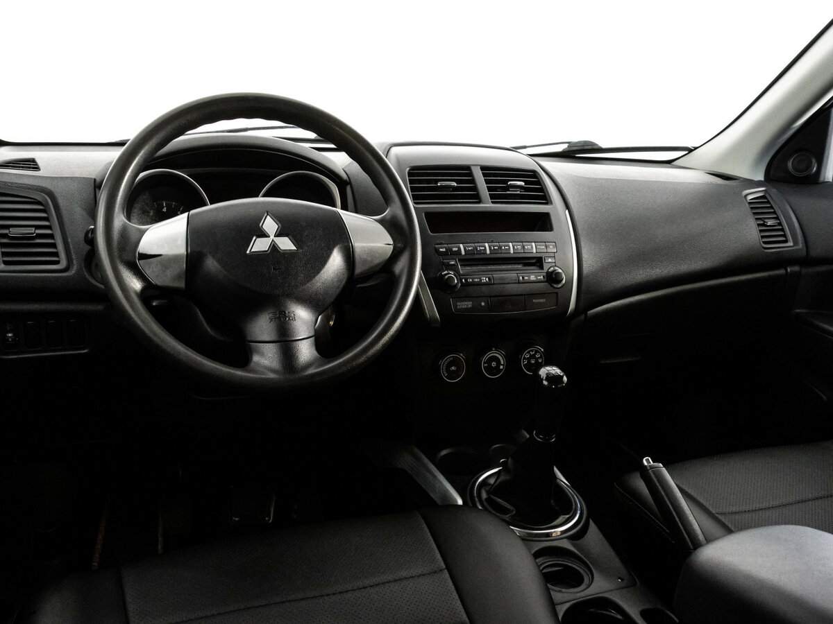 Mitsubishi ASX с пробегом — 2012 год. Фото: #8