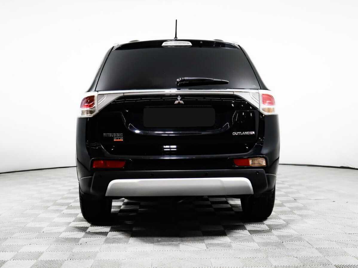 Mitsubishi Outlander с пробегом — 2014 год. Фото: #5