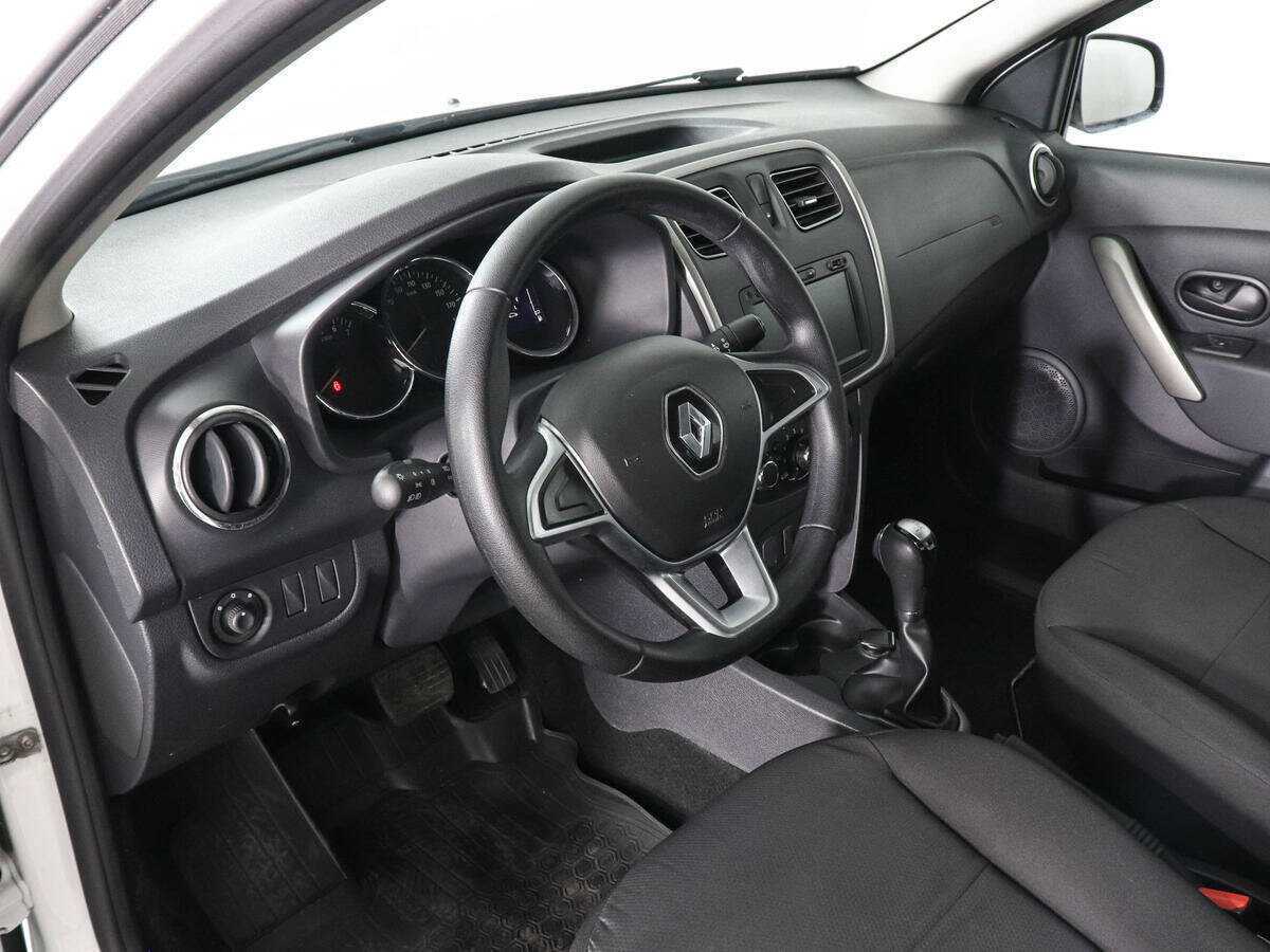 Renault Logan с пробегом — 2020 год. Фото: #8